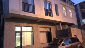Продается 375 m² площадь Частный дом в Ваке
