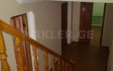  ქირავდება 500 m² ფართობის ოფისი ისანში  ცუცხვათის ქუჩაზე 