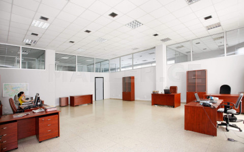  Сдаётся 500 m² площадь Офис в Авлабари  на ул. Метехи 