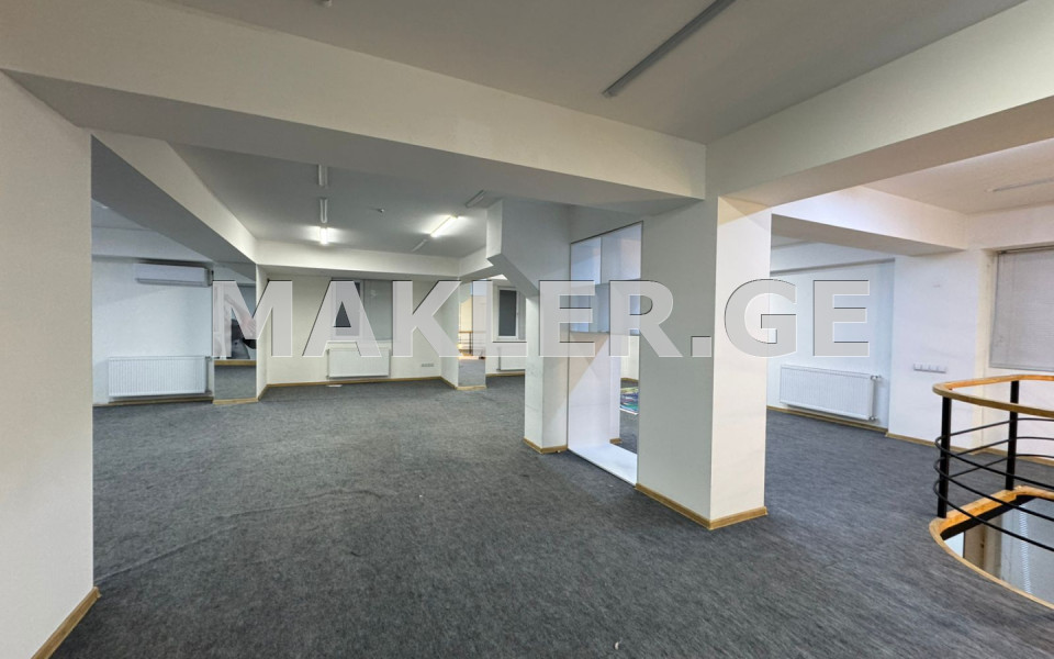  For Rent 240 m² space Office in Vake dist.  in Shrosha st. 