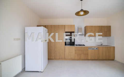  იყიდება ქირავდება 300 m² ფართობის საკუთარი სახლი დიდ დიღომში