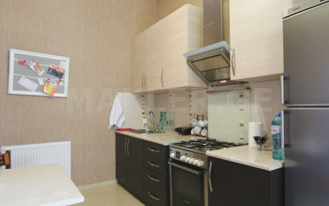  Сдаётся 3 комнатная  Квартира в Ваке  на ул. И.Абашидзе 