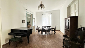 For Rent 160 m² space Private House in Vake dist.
