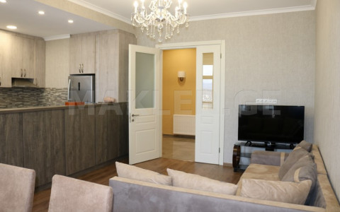  Сдаётся 3 комнатная  Квартира в Ваке  на ул. Шатберашвили 