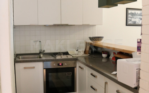  For Rent 2 room  Apartment in Mtatsminda dist. (Old Tbilisi)  in Ingorokva st. 