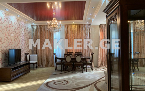  ქირავდება 4 ოთახიანი  ბინა ვაკეში  ქობულეთის ქუჩაზე 