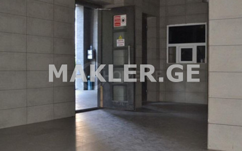  ქირავდება 110 m² ფართობის კომერციული ფართი ვაკეში  ი. ჭავჭავაძის გამზ. 