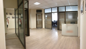 ქირავდება 200 m² ფართობის ოფისი საბურთალოზე