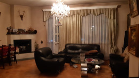 For Rent 5 room  Apartment in Vake
