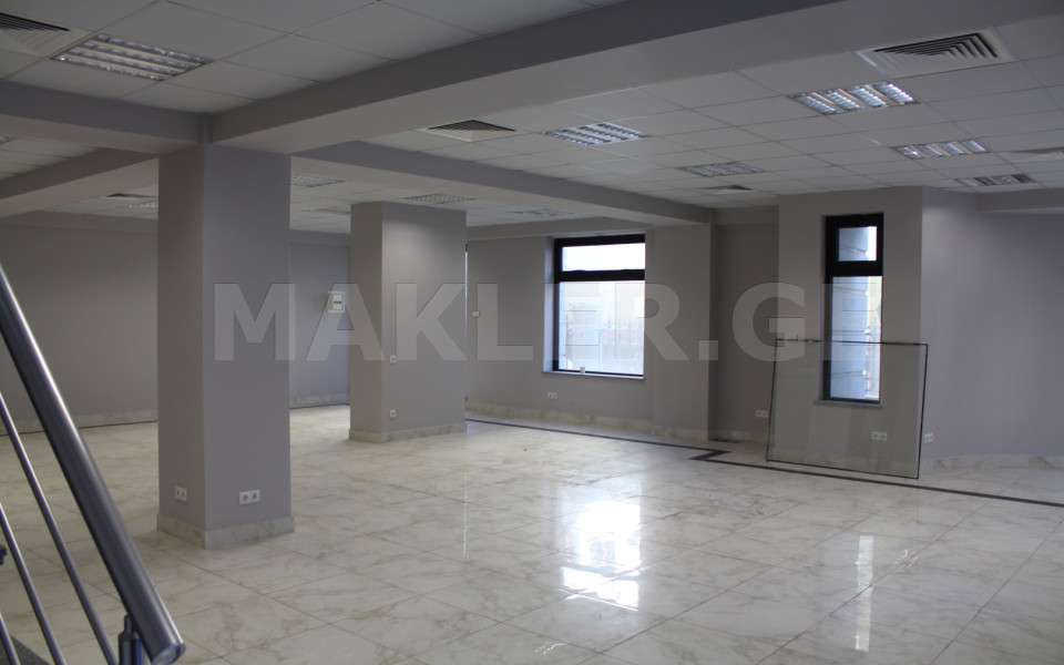  Сдаётся 282 m² площадь Офис на Мтацминда  (Старый Тбилиси)  на ул. Шевченко 