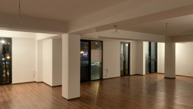 Сдаётся 119 m² площадь Офис на Мтацминда