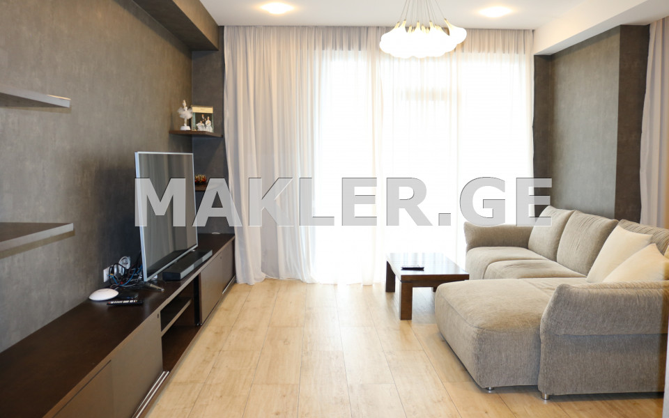  ქირავდება 4 ოთახიანი  ბინა ვერაზე  გოგებაშვილის ქუჩაზე 