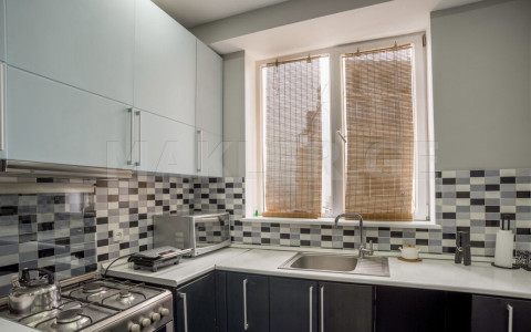  For Rent 3 room  Apartment in Mtatsminda dist. (Old Tbilisi)  in Mtatsminda st. 