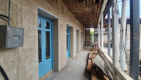 For Sale 3 room  Apartment in Sololaki dist. (Old Tbilisi)