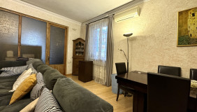 For Sale 4 room  Apartment in Avlabari dist.