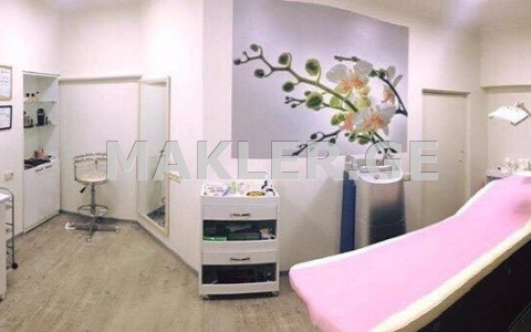  Сдаётся 88 m² площадь Коммерческая площадь в Сабуртало  на пр. Пекина 