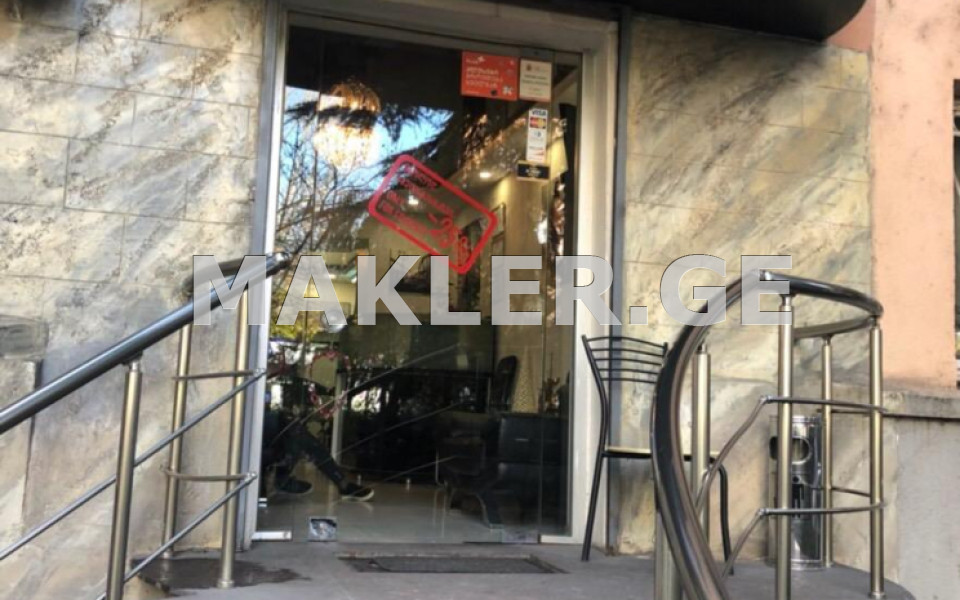  Сдаётся 88 m² площадь Коммерческая площадь в Сабуртало  на пр. Пекина 