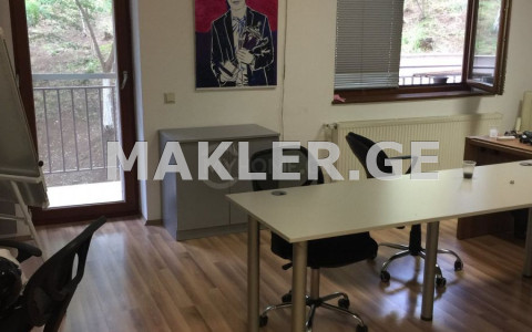  Сдаётся 159 m² площадь Офис в Ваке  на пр. И. Чавчавадзе 