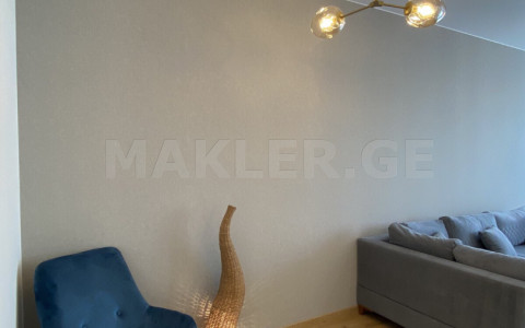  Сдаётся 3 комнатная  Квартира в Ваке  на ул. Кипшидзе 