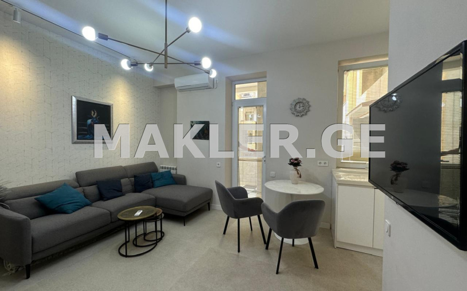  For Rent 2 room  Apartment in Vake dist.  in I. Chavchavadze Ave. 
