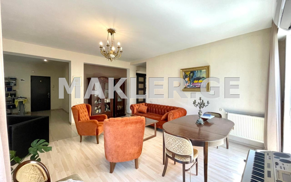  For Sale 3 room  Apartment in Vake dist.  in Gabashvili st. 