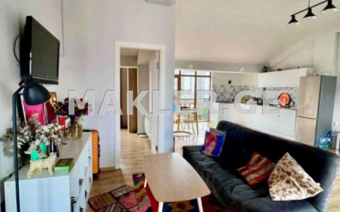  Продается 2 комнатная  Квартира в Ваке  на ул. Марабда 