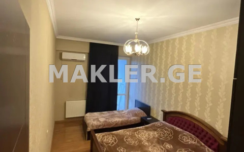  ქირავდება 3 ოთახიანი  ბინა საბურთალოზე  აფაქიძის ქუჩაზე 