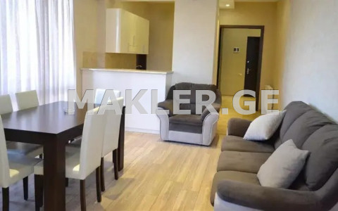  ქირავდება 3 ოთახიანი  ბინა საბურთალოზე  აფაქიძის ქუჩაზე 