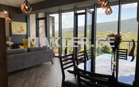  Satılık 4   Daire in Saburtalo dist.  in Tamarashvili st. 