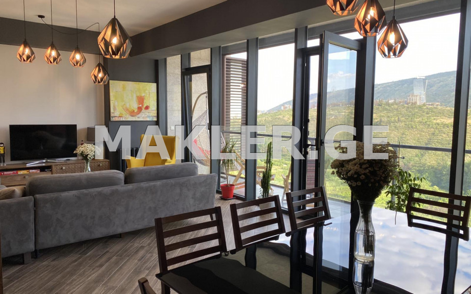  Satılık 4   Daire in Saburtalo dist.  in Tamarashvili st. 