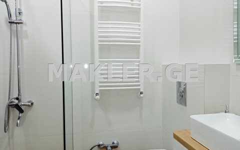  Сдаётся 2 комнатная  Квартира в Ваке  на ул. Барнови 