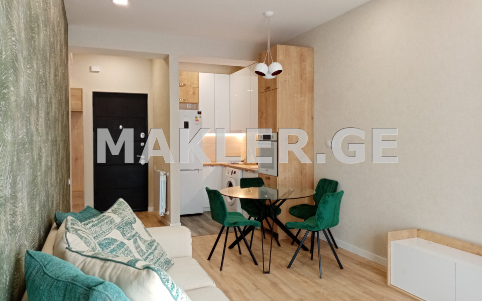  Сдаётся 2 комнатная  Квартира в Ваке  на ул. Барнови 