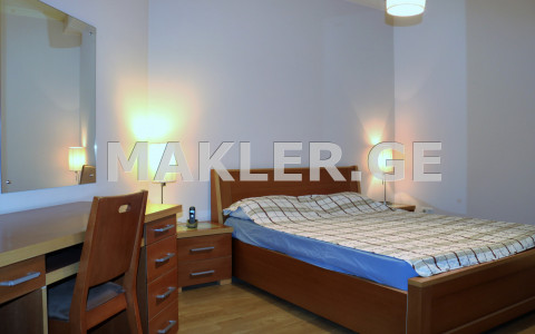  للبيع 3 غرف  الشقة في منطقة فاكي  in L. Mikheladze .st 