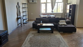For Rent 4 room  Apartment in Shankhai