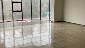 For Rent 270 m² space Commercial space in Digomi dist.