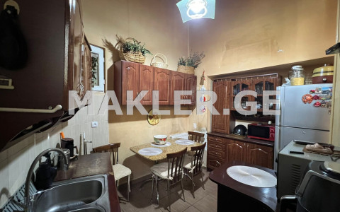  For Sale 3 room  Apartment in Mtatsminda dist. (Old Tbilisi)  in Rustaveli ave. 