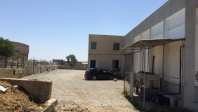 For Sale or For Rent 1183 m² space Commercial space in 17 Shindisi Hero Street