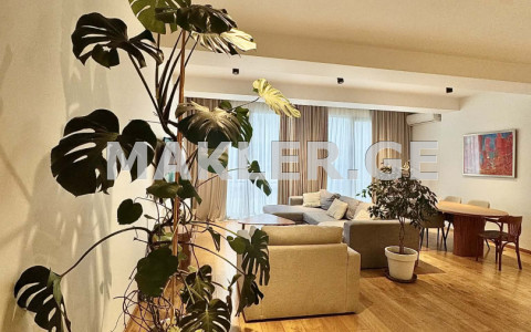  Сдаётся 3 комнатная  Квартира в Ваке  на ул. Т.Табидзе 