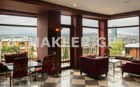  Satılık 1470 m²  İşyeri in Mtatsminda dist. (Old Tbilisi)  in P.Kakabadze st. 