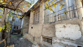 Satılık 152 m²  Villa in Mtatsminda dist. (Old Tbilisi)