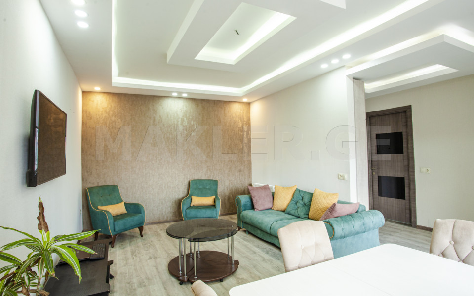  للإيجار 3 room  الشقة في منطقة سابورتالو  in Shartava st. 