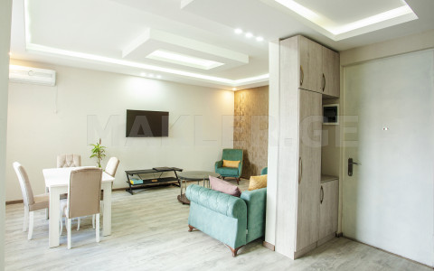  للإيجار 3 room  الشقة في منطقة سابورتالو  in Shartava st. 