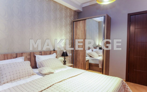  Сдаётся 3 комнатная  Квартира на Мтацминда  (Старый Тбилиси)  на ул. Ингороква 