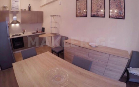  ქირავდება 2 ოთახიანი  ბინა საბურთალოზე  კარტოზია ქუჩაზე 