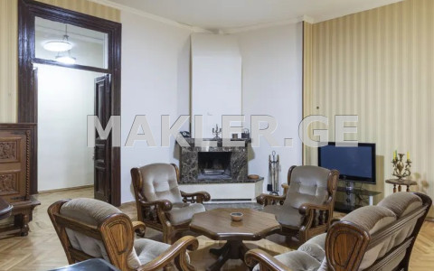  იყიდება 6 ოთახიანი  ბინა სოლოლაკში (ძველ თბილისში)  ლ. ასათიანის ქუჩაზე 