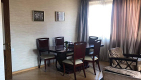 Продается 6 комнатная  Квартира в Вашлиджвари