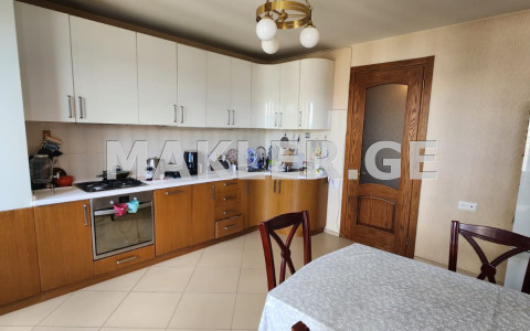  出售 6 room  公寓 in Vashlijvari dist.  in Godziashvili st. 
