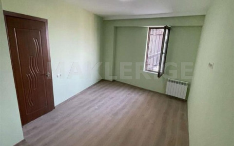  Сдаётся 5 комнатная  Квартира на Мтацминда  (Старый Тбилиси)  на ул. П.Какабадзе 