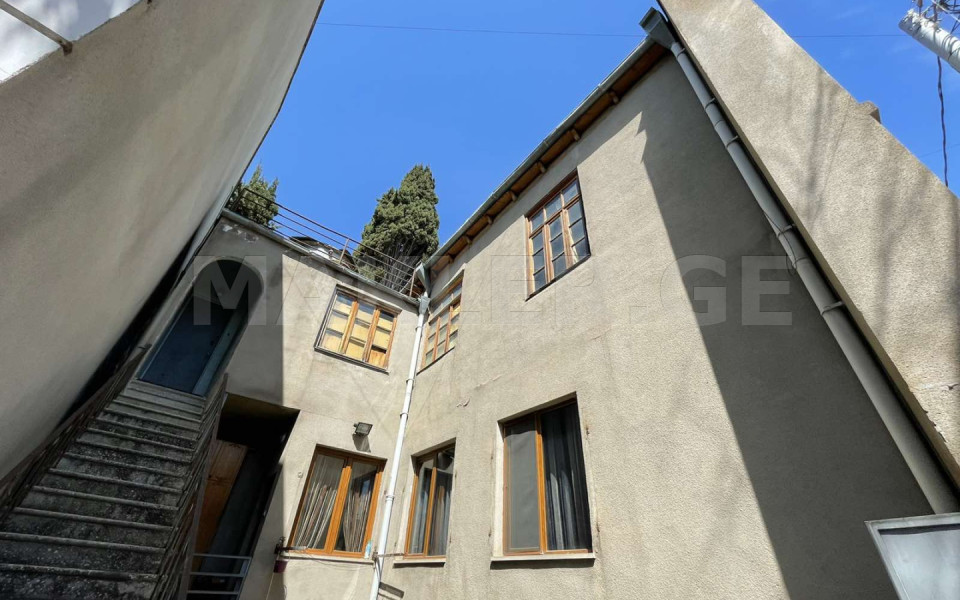  Satılık 400 m²  Villa in Chugureti dist.  in Mazniashvilis st. 