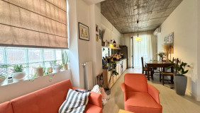 Продается 3 комнатная  Квартира в Ваке